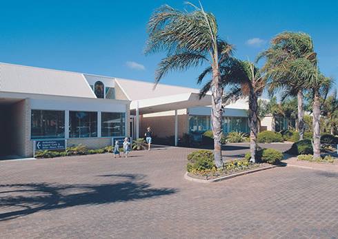 Old photo of St John of God Geraldton Hospital main entrance